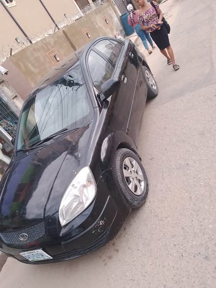 A picture of Kia Rio 2008
