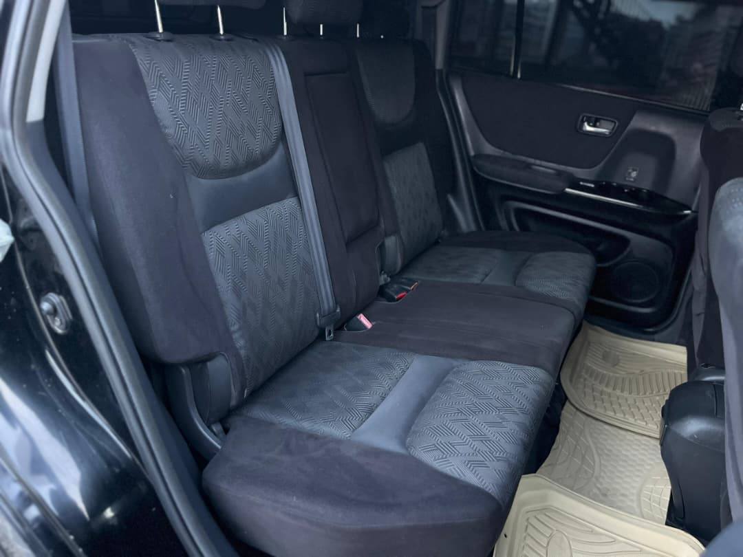 A picture of TOYOTA KLUGER 0655340743