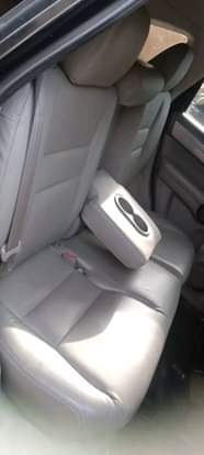 A picture of 2011 Honda CR V Belgium grade Everything is intact Price