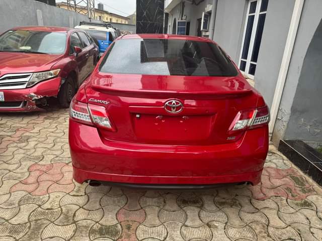A picture of Toyota Camry Sport