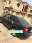 A picture of Ford focus 2010 Blue clean