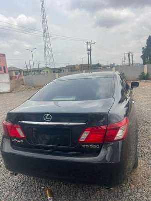 A picture of Lexus ES350