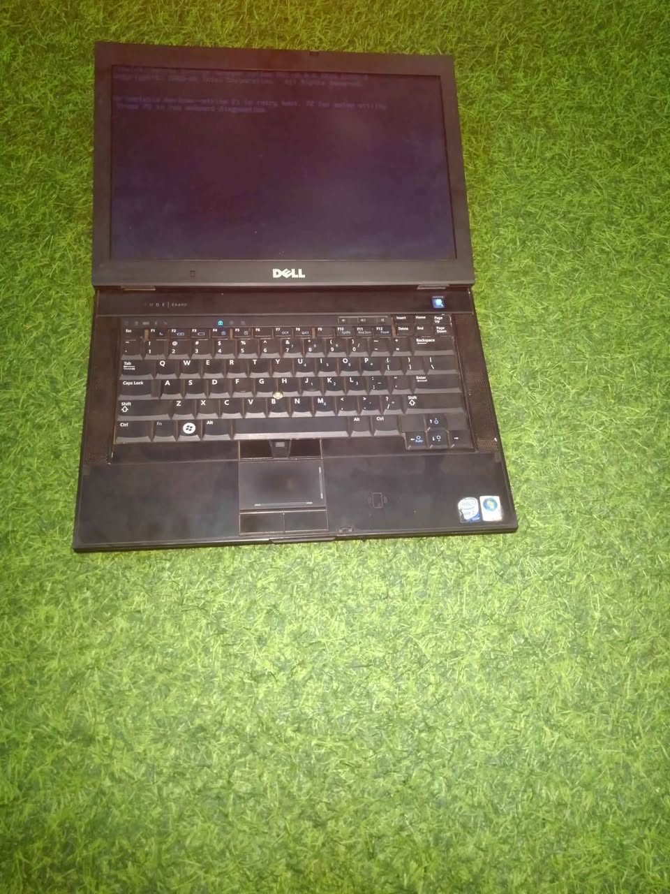 A picture of Dell latitude e6400