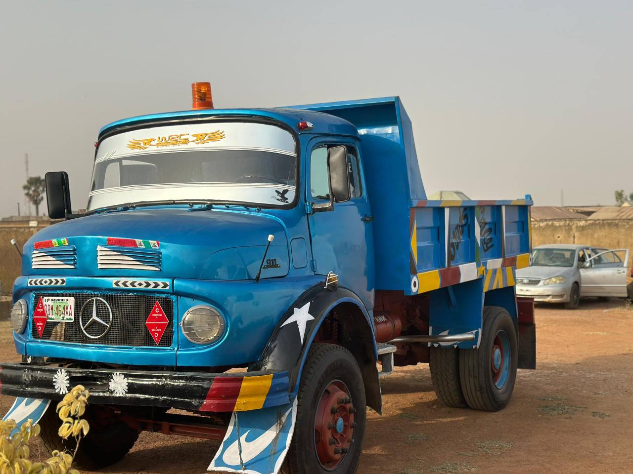 A picture of Mercedes Benz tipper 08088462156