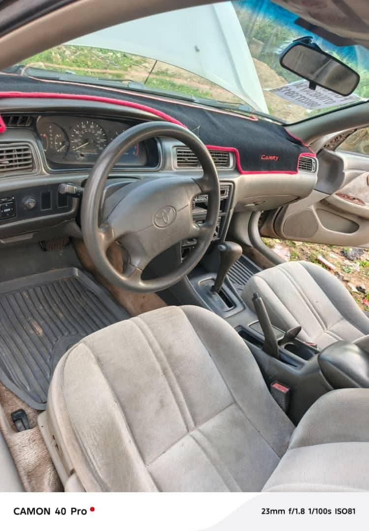 A picture of 2006 Toyota camry