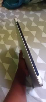 A picture of macbook air