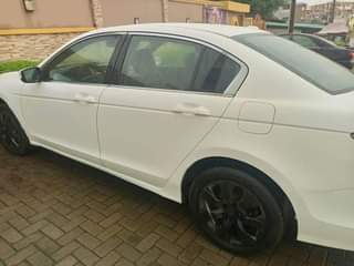 A picture of Honda ACCORD