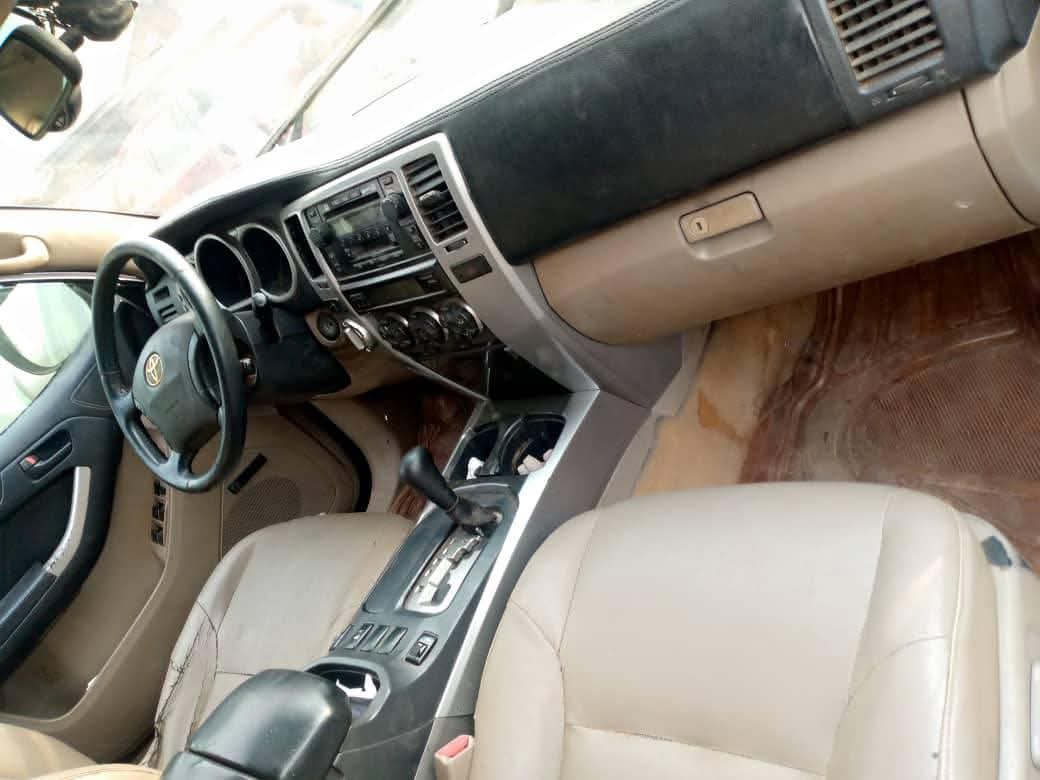 A picture of Toyota 4Runner