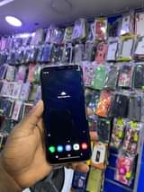 A picture of Cracked samsung galaxy s8plus 64gb 4gbram At 230k Call 0788440877