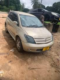 A picture of Toyota IST