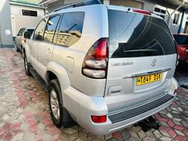 A picture of Toyota Prado