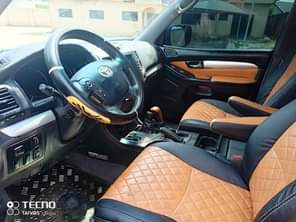 A picture of GX 470 Lexus Jeep upgraded to Land Cruiser Prado 2023