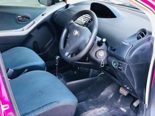 A picture of TOYOTA VITZ