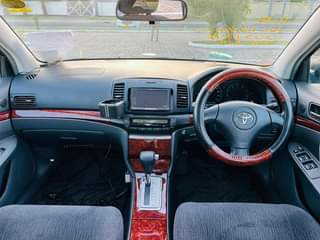 A picture of TOYOTA premio 0676671004