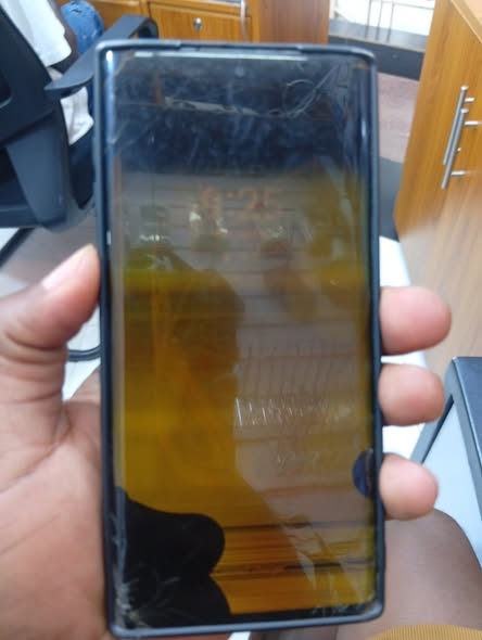 A picture of Buying all faulty Samsung phones note mostly s and note