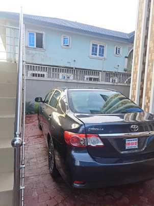 A picture of TOYOTA COROLLA 2012