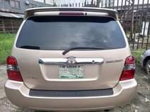 A picture of Toyota Highlander 2009