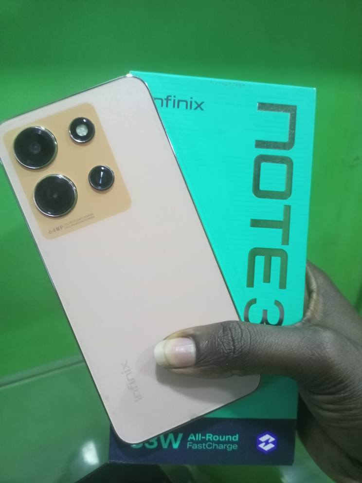 A picture of Sharp Deal Infinix Note 30 all parts are original Used