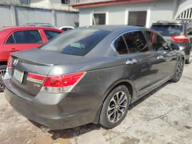 A picture of Price slash This is Honda accord first body aka eagle