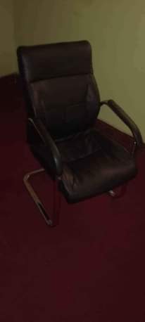 A picture of Office waiting chair