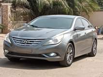 A picture of Belgium escape Hyundai sonata with original custom duty