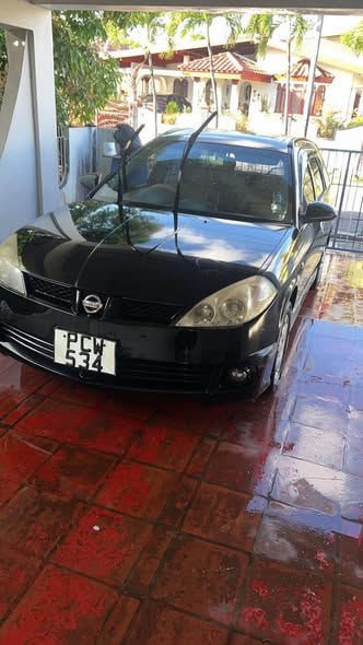 nissan y11