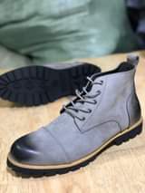 A picture of men s shoes