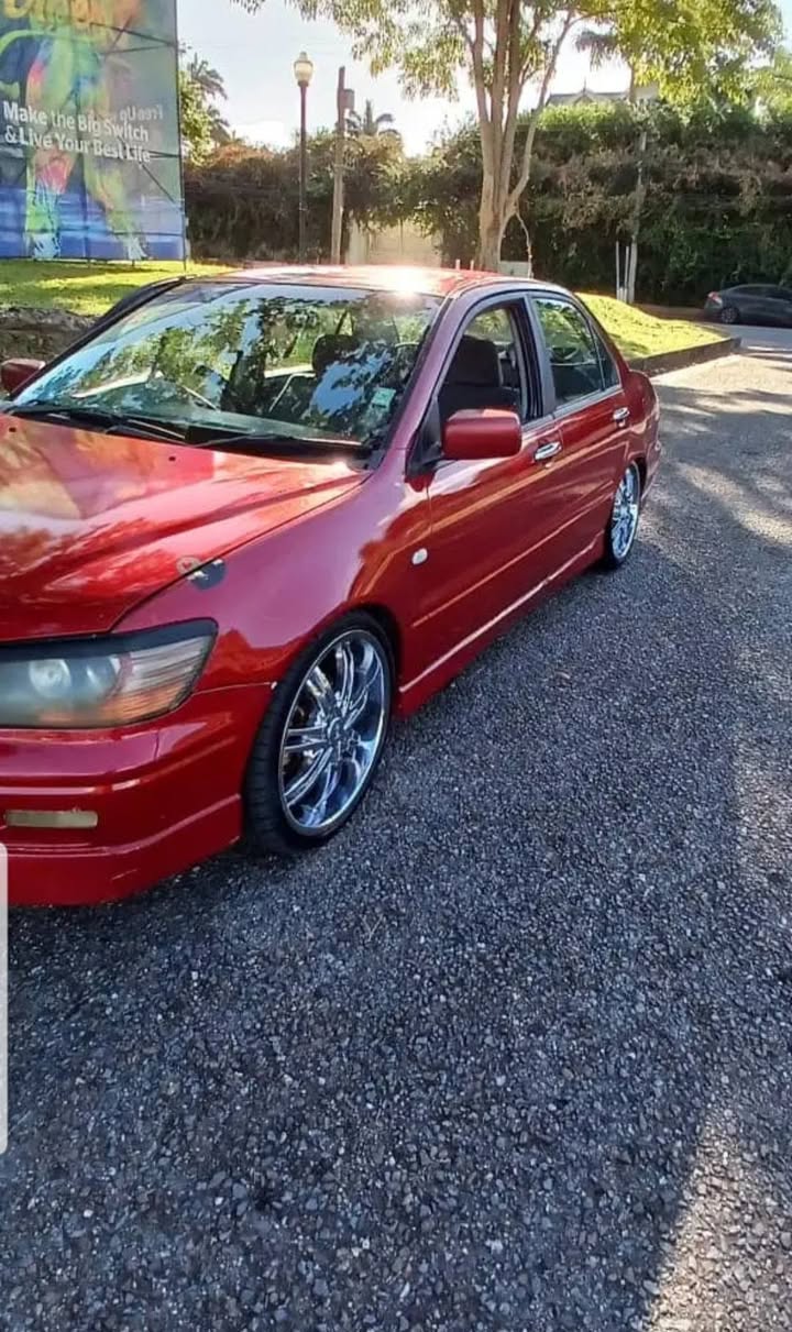 mitsubishi lancer