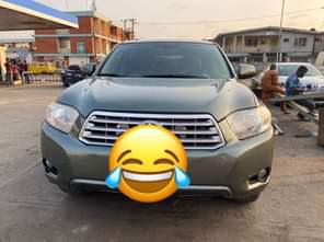 A picture of Toyota Highlander 2008 in perfect condition Ac gear and Engine