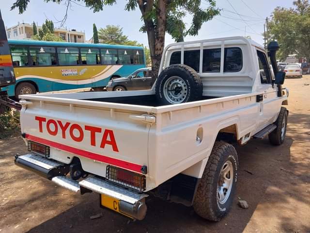 A picture of Toyota Land Cruiser for sale