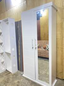 A picture of Nauza kabatii mpyaa milango 2 Bei 260000 Location ubungo call
