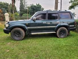 A picture of 1HD Land cruiser VX balloon 24m