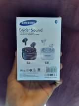 A picture of Samsung Mg S22 V5 1Super Bass And Noise Reduction Local