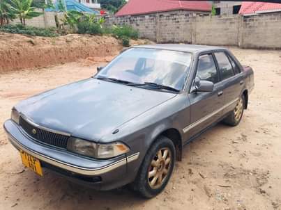 A picture of TOYOTA CORONA 0715999924