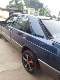A picture of Clean Nigerian used Mercedes 190