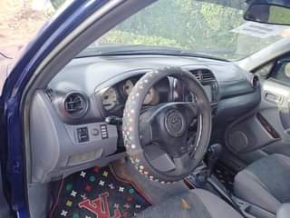 A picture of 2005 Toyota Rav4