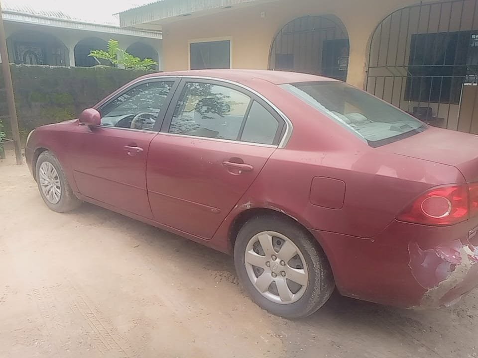 A picture of 2008 Kia optima negotiable