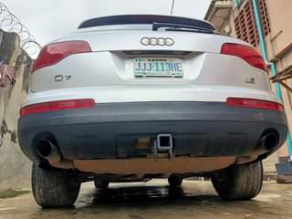 A picture of Super clean 2007 Audi Q7 Upgraded