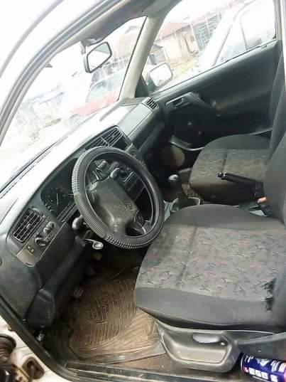 A picture of 1998 Golf Golf 3