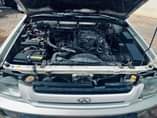 A picture of Brand Nissan Model QX4 Year 2000 AC cooling 1st body