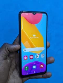 A picture of SAMSUNG M13
