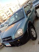 A picture of Hyundai Tucson model 2007 gcc v 4 full automatic 0545947363