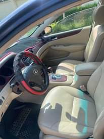 A picture of Lexus ES 300