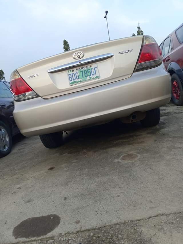 A picture of 2005 TOYOTA CAMRY