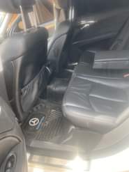 A picture of Bez E350 4matic 2009 first body first owner everything working