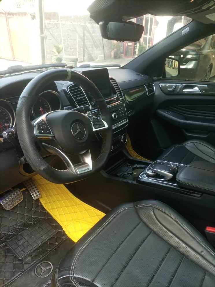 A picture of Clean 2016 Tokunbo Mercedes Benz GLE450