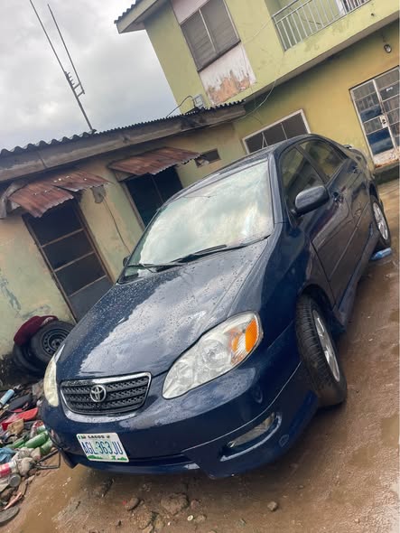A picture of 07 Toyota Corolla S