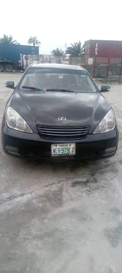 A picture of Distress Sale Don Land LEXUS ES FOR SALE ENGINE GEAR