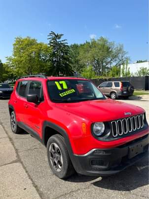A picture of 2017 Jeep Renegade Limited Sport Utility 4D