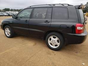 A picture of Tokunbo vehicle Toyota highlander 2006 Vehicle price 3 5million Is